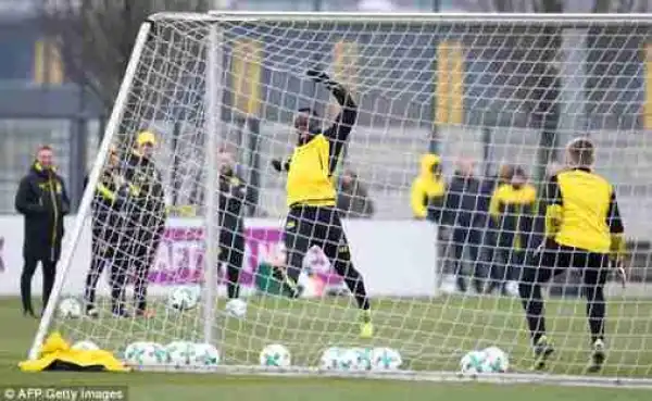Usain Bolt Kick-Starts His Football Career With Borussia Dortmund (Photos)